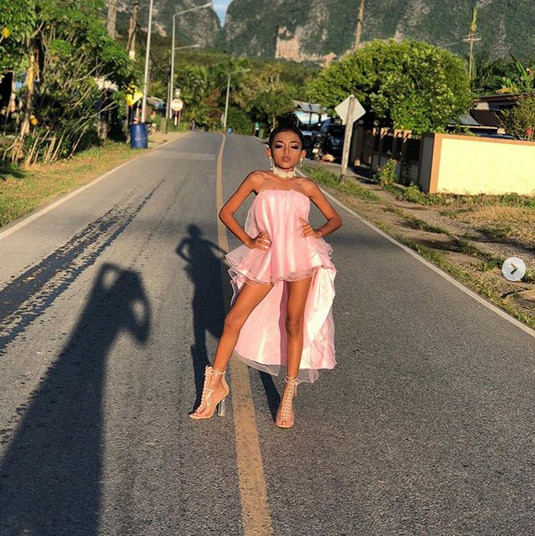 cau be 12 tuoi gia gai gay sot, ai biet duoc gioi tinh cung deu soc hinh anh 11