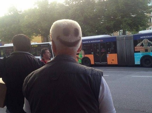 Nụ cười tỏa nắng.