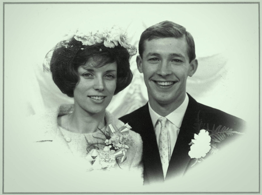 Lady Cathy luôn là nguồn động lực cho vị huấn luyện viên tài ba. Lady Cathy luôn là nguồn động lực cho vị huấn luyện viên tài ba.