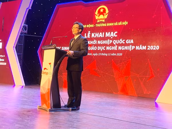 Phó thủ tướng Vũ Đức Đam phát biểu tại lễ khai mạc