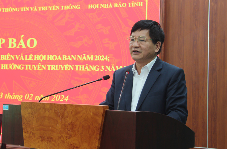 Ông Lê Thành Đô, Chủ tịch UBND tỉnh Điện Biên phát biểu tại buổi họp báo. Ông Lê Thành Đô, Chủ tịch UBND tỉnh Điện Biên phát biểu tại buổi họp báo.