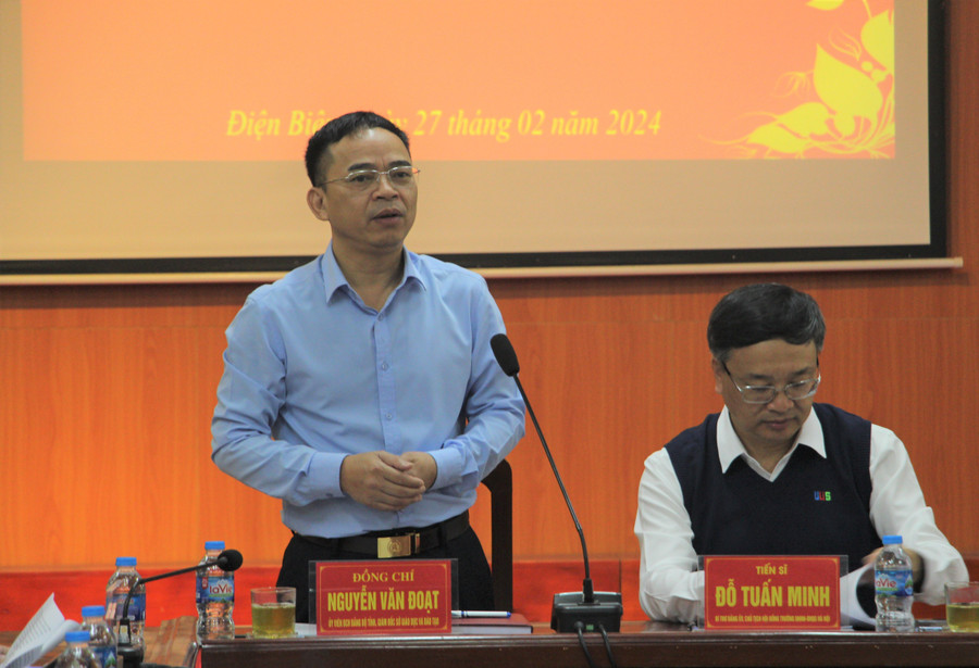 Ông Nguyễn Văn Đoạt, Giám đốc Sở GD&ĐT tỉnh Điện Biên phát biểu tại buổi làm việc. Ông Nguyễn Văn Đoạt, Giám đốc Sở GD&ĐT tỉnh Điện Biên phát biểu tại buổi làm việc.
