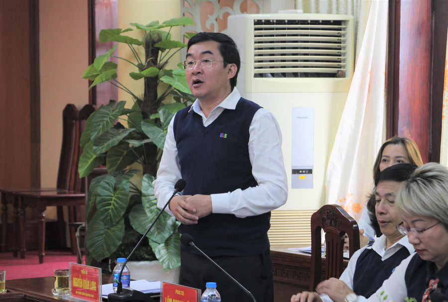 Ông Nguyễn Xuân Long, Hiệu trưởng Trường ĐHNN – ĐHQGHN thông qua lịch sử hợp tác giữa 2 bên. Ông Nguyễn Xuân Long, Hiệu trưởng Trường ĐHNN – ĐHQGHN thông qua lịch sử hợp tác giữa 2 bên.