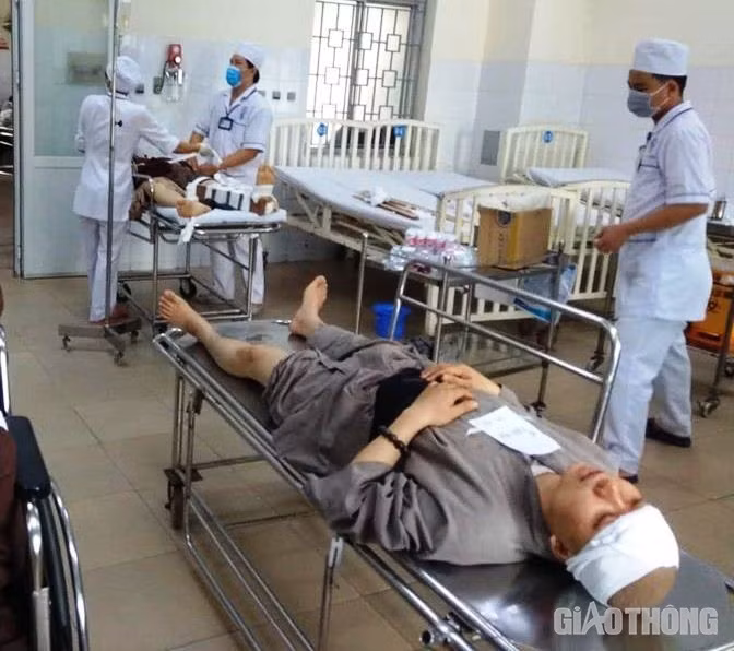 Keyword đầu tiên có dấu