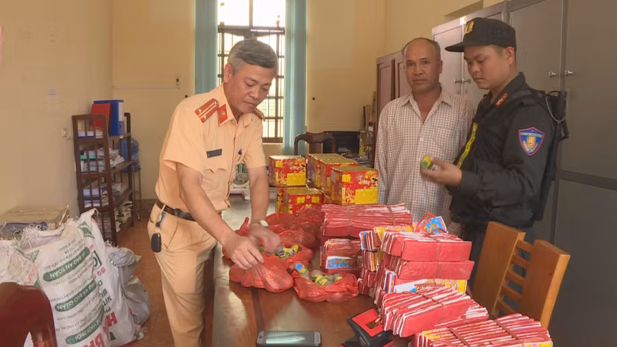 Số pháo lậu cơ quan chức năng thu giữ.