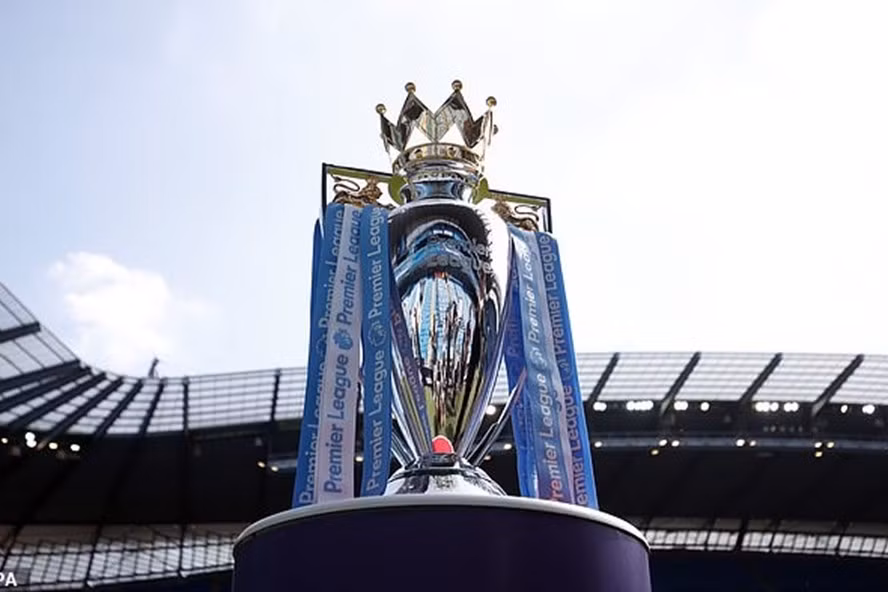 Premier League “toang” vì dịch COVID-19 và những câu hỏi vì sao