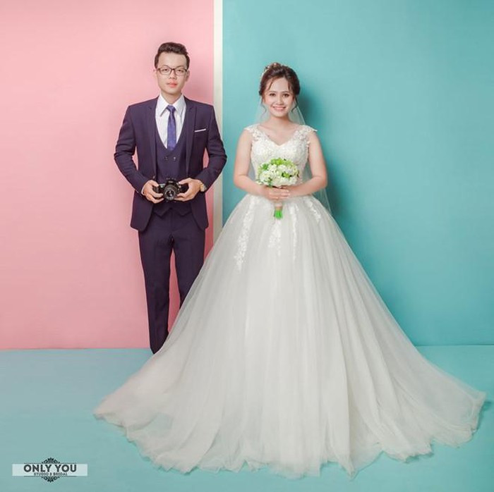 Vô tình cho số điện thoại ở đám cưới, chàng trai có vợ sau 99 ngày yêu ảnh 1 Vô tình cho số điện thoại ở đám cưới, chàng trai có vợ sau 99 ngày yêu ảnh 1