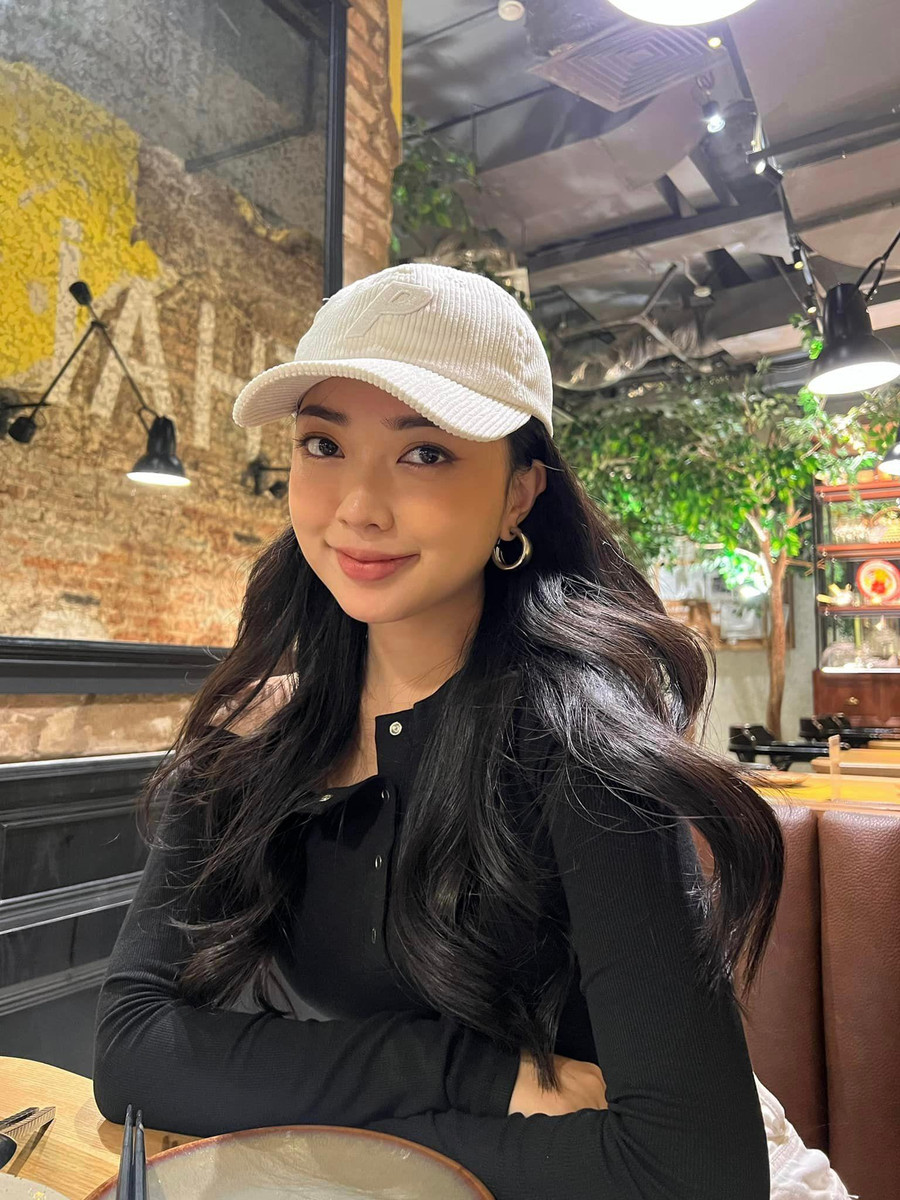 Nàng WAGs này cũng khá khéo trong việc bếp núc. Nàng WAGs này cũng khá khéo trong việc bếp núc.