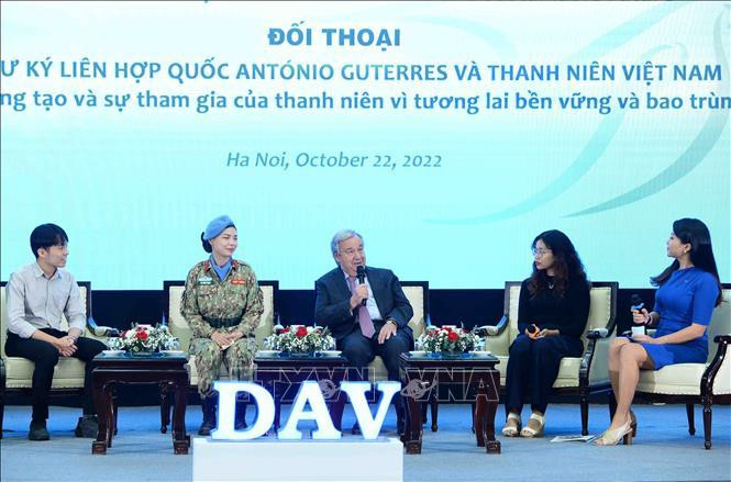 Tổng Thư ký Liên Hợp Quốc António Guterres đối thoại với đại diện thanh niên, sinh viên Học viện Ngoại giao. Ảnh: Minh Đức/TTXVN. Tổng Thư ký Liên Hợp Quốc António Guterres đối thoại với đại diện thanh niên, sinh viên Học viện Ngoại giao. Ảnh: Minh Đức/TTXVN.