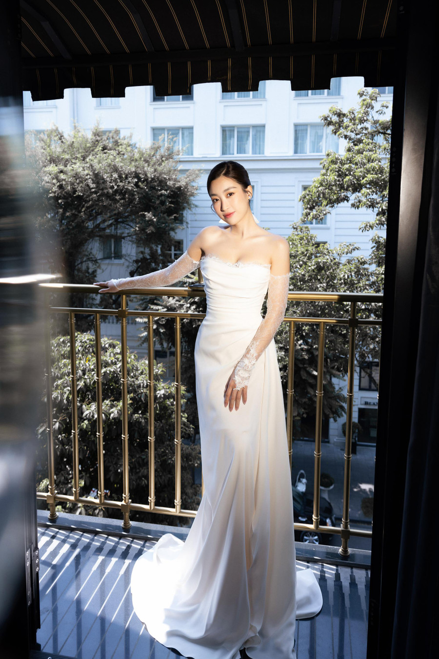Một trong hai chiếc váy cưới Đỗ Mỹ Linh sẽ diện trong dịp trọng đại. Một trong hai chiếc váy cưới Đỗ Mỹ Linh sẽ diện trong dịp trọng đại.