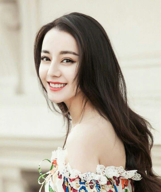 Bất ngờ ảnh thời đi học của Triệu Vy, Huỳnh Hiểu Minh, Phạm Băng Băng... ảnh 17 Bất ngờ với ảnh thời đi học của sao Hoa ngữ: Hồ Ca, Huỳnh Hiểu Minh khác hoàn toàn hiện tại, Chung Hán Lương, Phạm Băng Băng vẫn đẹp xuất sắc từ bé-18