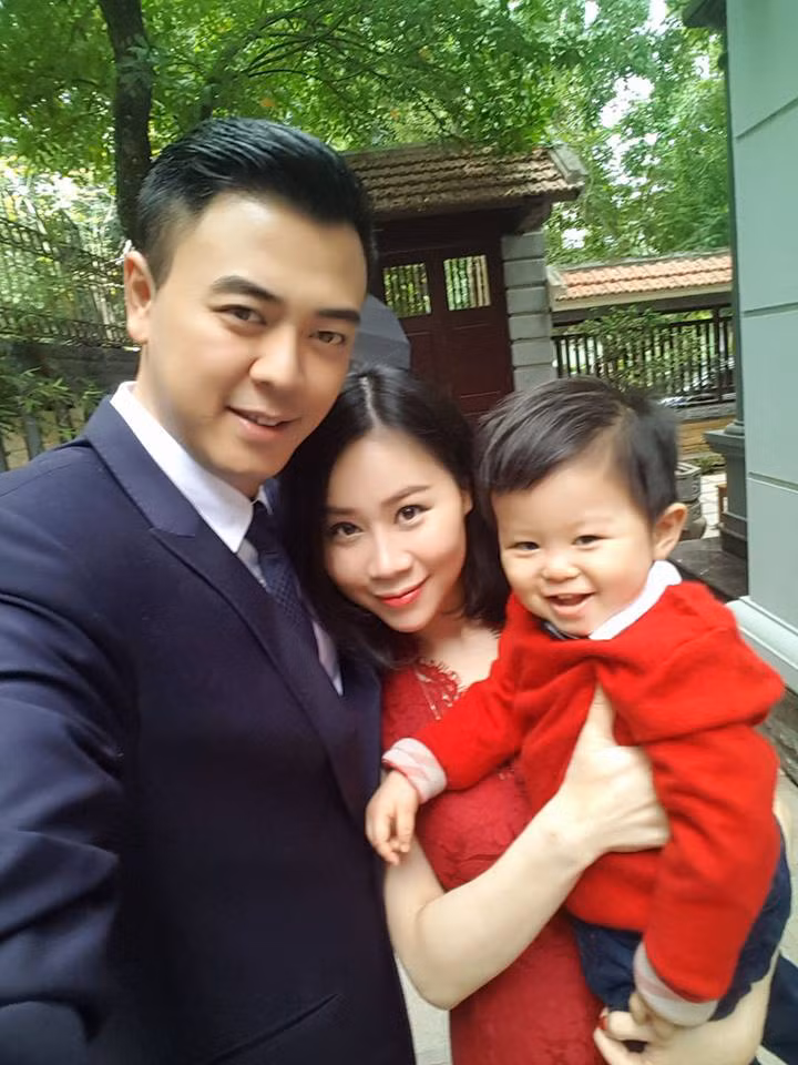 ve dien trai cua chu quoc "da tinh" trong "ve nha di con" hinh 9