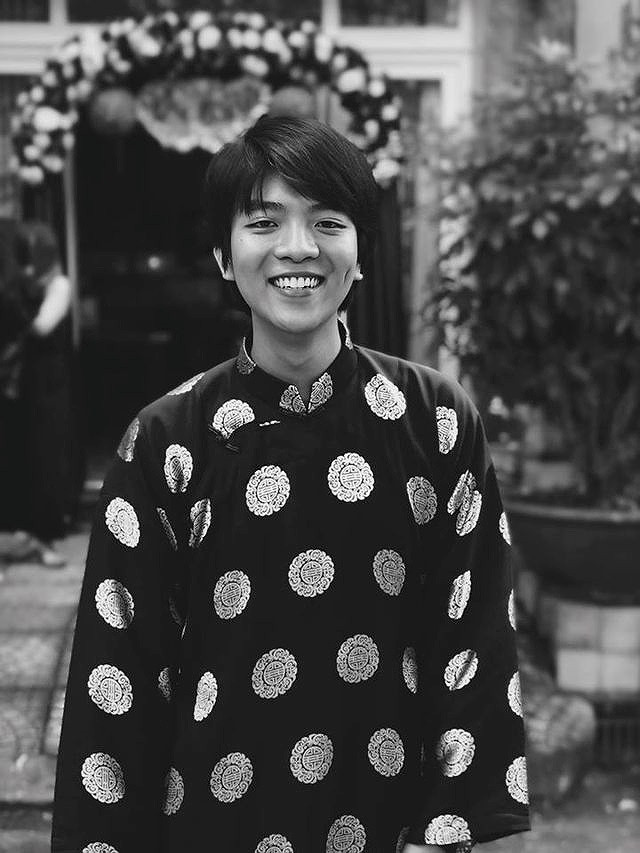 Chuyện cảm động về anh chàng 9x nuôi tóc dài như thiếu nữ ảnh 4 Chuyện cảm động về anh chàng 9x nuôi tóc dài như thiếu nữ - ảnh 4