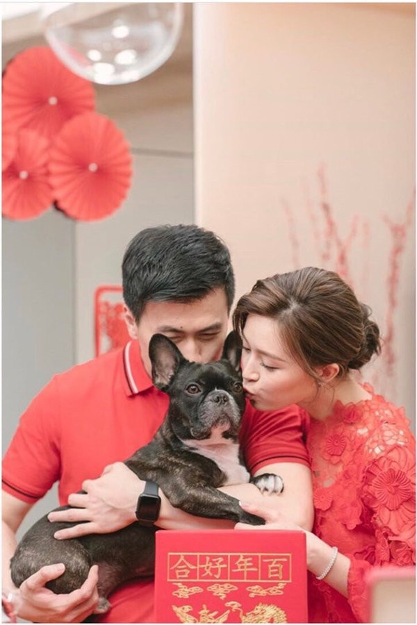 dam hoi hot nhat hom nay: &#34;than tien ty ty&#34; duoc tang vang rong, than the chu re gay sot - 1