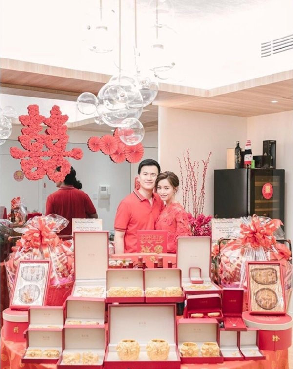 dam hoi hot nhat hom nay: &#34;than tien ty ty&#34; duoc tang vang rong, than the chu re gay sot - 5