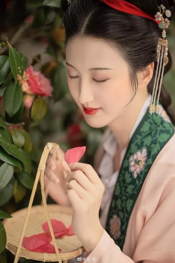 Kết cục đau thương của phi tần dám chống lại Từ Hi Thái Hậu ảnh 1 Kết cục đau thương của vị phi tần dám chống lại Từ Hi Thái Hậu - mẹ chồng tàn nhẫn nhất trong lịch sử Trung Quốc-1
