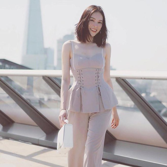 Bị đồn là bạn gái thiếu gia Phillip Nguyễn, hotgirl Linh Rin nói gì? ảnh 2 Bị đồn là bạn gái thiếu gia Phillip Nguyễn, hotgirl Linh Rin nói gì? ảnh 2