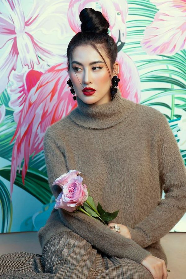 Vẫn là gương mặt ấy nhưng Hà Lade lại lộ xương hàm lệch, nghi là do di chứng thẩm mĩ? ảnh 4