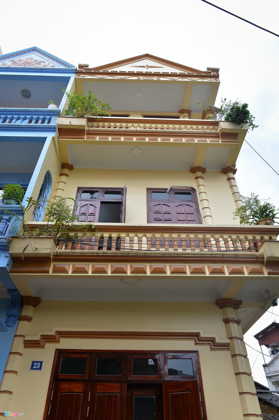 Cuộc sống giản dị của gia đình Hoa hậu Lương Thùy Linh ở Cao Bằng ảnh 1 Mẹ là Giám đốc Kho bạc, gia đình Hoa hậu Lương Thuỳ Linh sống giản dị-1