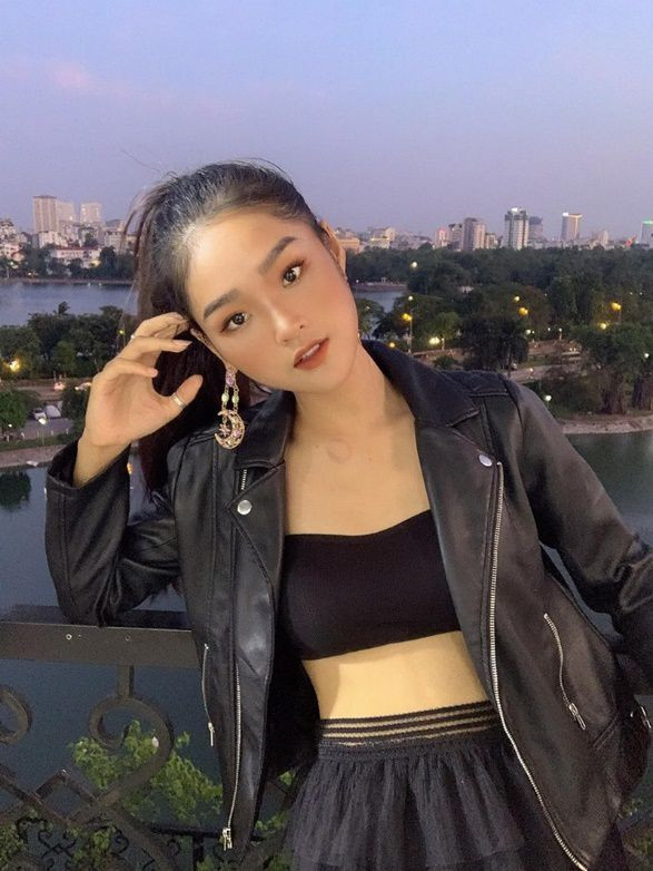 Nàng thơ xứ Thanh sở hữu nhan sắc xinh như hoa - 7