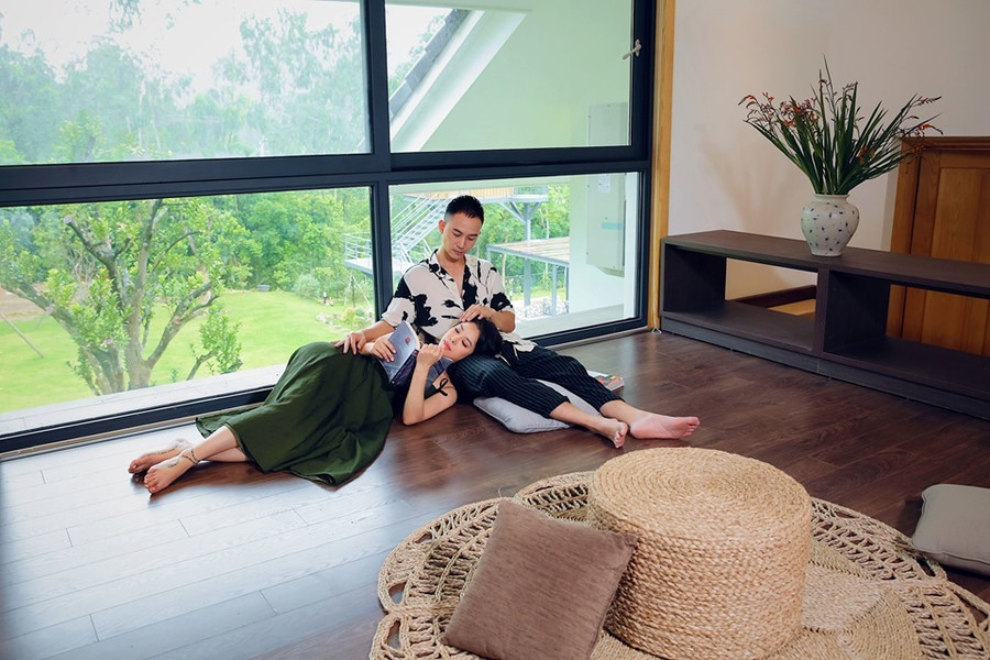 Sau ba năm ly hôn, Dũng "Về nhà đi con" lần đầu công khai tình tứ bạn gái nóng bỏng ảnh 5 Dũng