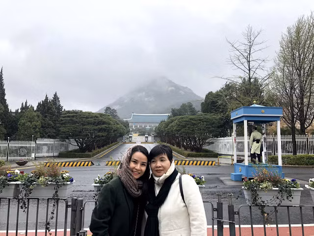 Thu Ngọc Mây Trắng: ‘Hàng xóm, họ hàng không biết tôi đã ly hôn’ - Ảnh 2.