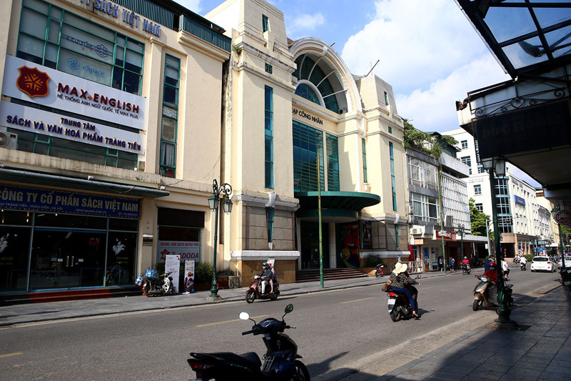 hình ảnh tràng tiền - phố sang hà nội xưa và nay hình 8 hinh anh trang tien - pho sang ha noi xua va nay hinh 8