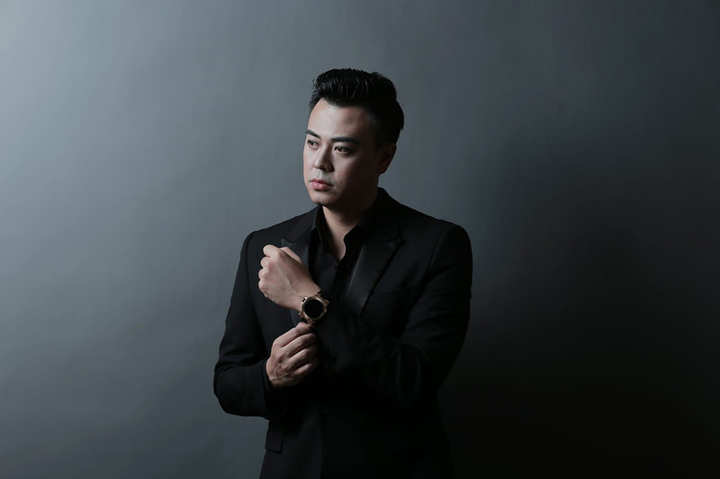 vẻ điển trai của chú quốc "đa tình" trong "về nhà đi con" hình 11 ve dien trai cua chu quoc "da tinh" trong "ve nha di con" hinh 11