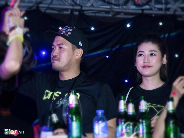 Loạt người đẹp từng dính tin đồn hẹn hò với thiếu gia Phillip Nguyễn, em chồng Hà Tăng ảnh 6 Loạt người đẹp từng dính tin đồn hẹn hò với thiếu gia Phillip Nguyễn, em chồng Hà Tăng ảnh 6