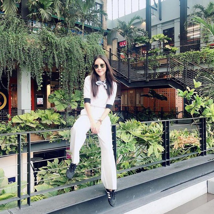 Phong cách thời trang cực kỳ năng động, trẻ trung của dàn mỹ nhân "Chiếc lá cuốn bay" ảnh 5 Phong cách thời trang cực kỳ năng động, trẻ trung của dàn mỹ nhân "Chiếc lá cuốn bay" ảnh 5