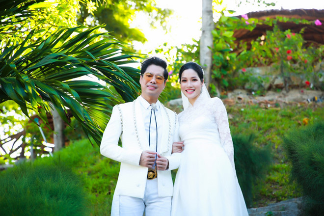 Ngọc Sơn lần đầu lên tiếng về bộ ảnh cưới kỳ lạ - ảnh 1