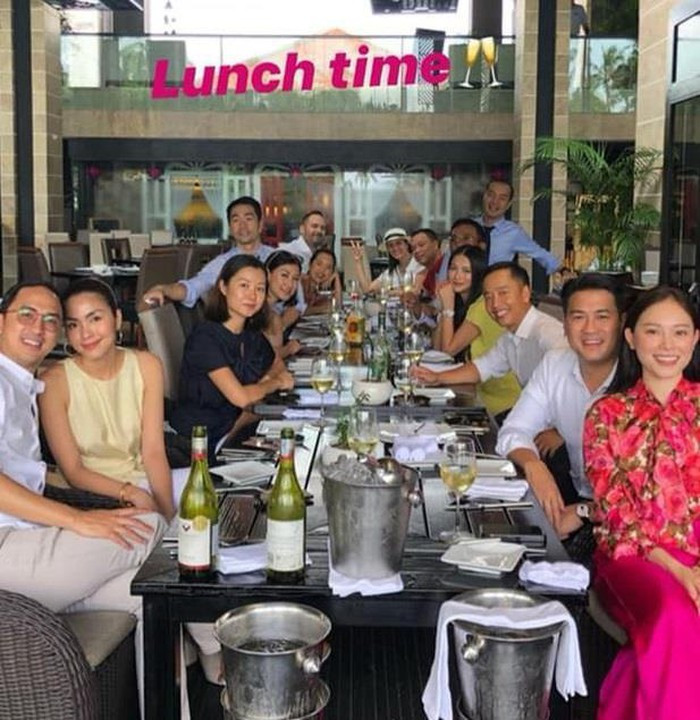 Loạt người đẹp từng dính tin đồn hẹn hò với thiếu gia Phillip Nguyễn, em chồng Hà Tăng ảnh 2 Loạt người đẹp từng dính tin đồn hẹn hò với thiếu gia Phillip Nguyễn, em chồng Hà Tăng ảnh 2