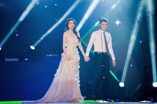 Công Vinh khẳng định "luôn ngoan, không ăn phở" vì Thủy Tiên làm điều này