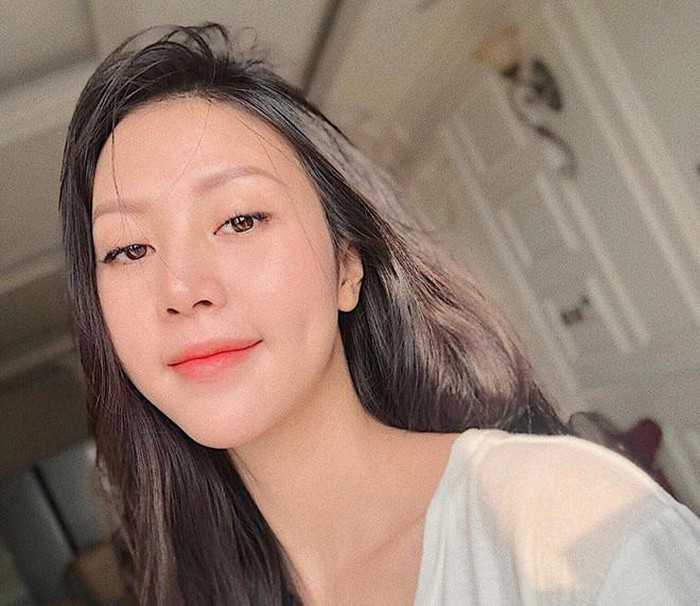 Dàn hot girl Việt đã xinh tự nhiên vẫn phẫu thuật thẩm mỹ ảnh 11 Dàn hot girl Việt đã xinh tự nhiên vẫn phẫu thuật thẩm mỹ ảnh 11