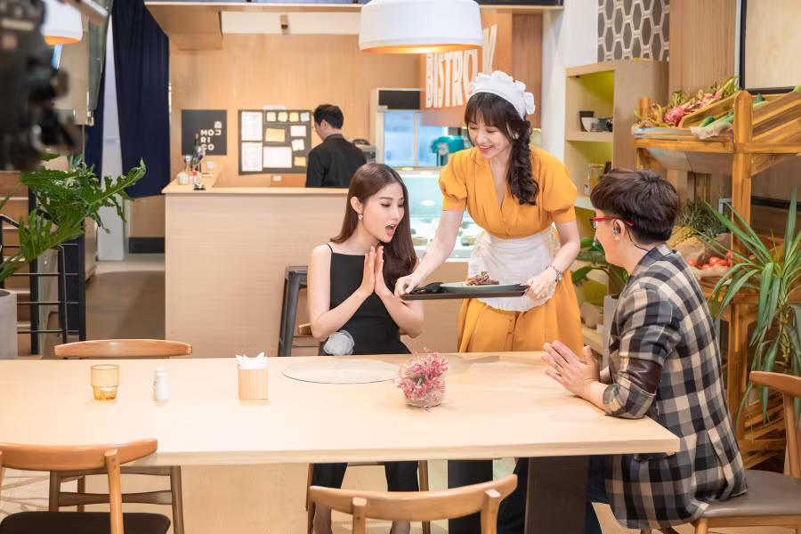 Diễm My 9x kể về chuyện đổ vỡ của bố mẹ: Nếu gặp áp lực trong công việc bố sẽ trút cơn giận vào My và mẹ