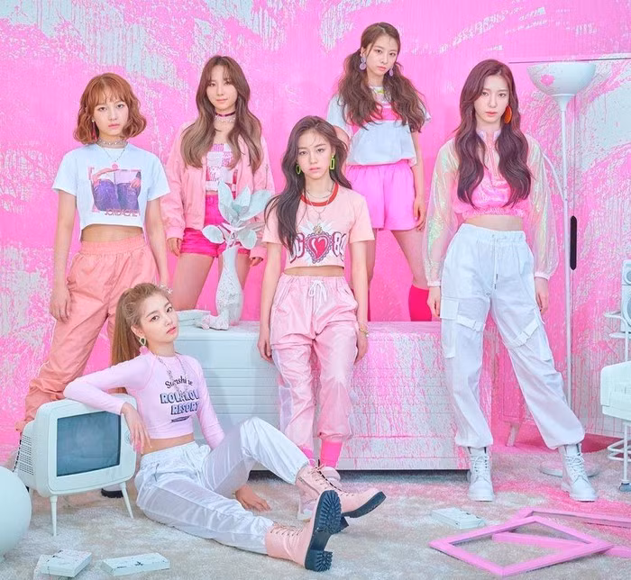 Nhan sắc trong veo của nữ thần tượng nhỏ tuổi nhất Kpop ảnh 7