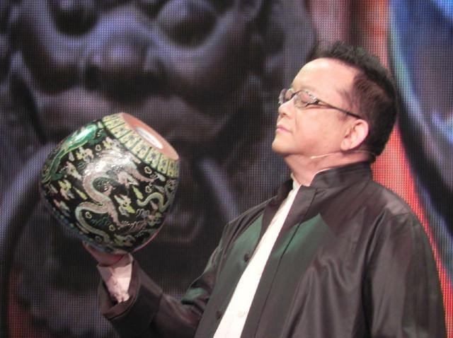 Bộ sưu tập đồ cổ hàng trăm tỷ của 