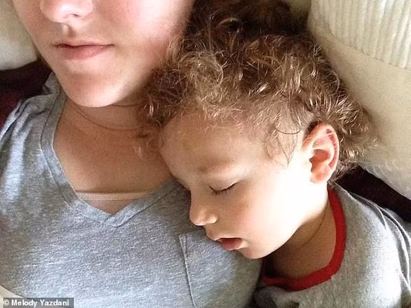 con thuong cau gat, rang bi mai mot nua vi bi benh khi ngu den bac si cung khong biet - 1