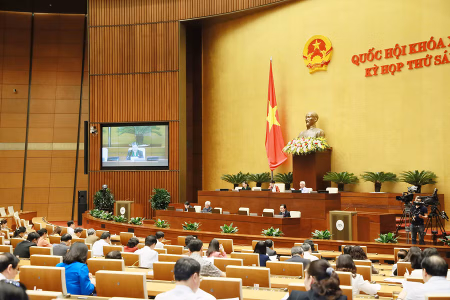 Quang cảnh phiên làm việc của Quốc hội chiều 8/11 Ảnh: Quang Khánh