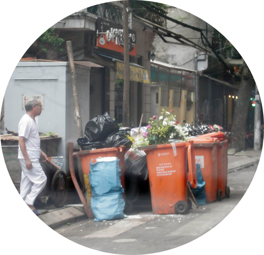 Tập kết rác thiếu khoa học