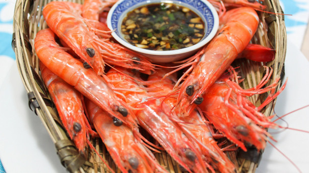 Chỉ cần thêm loại nguyên liệu này, món tôm luộc sẽ thơm ngon và không hề có mùi tanh 0