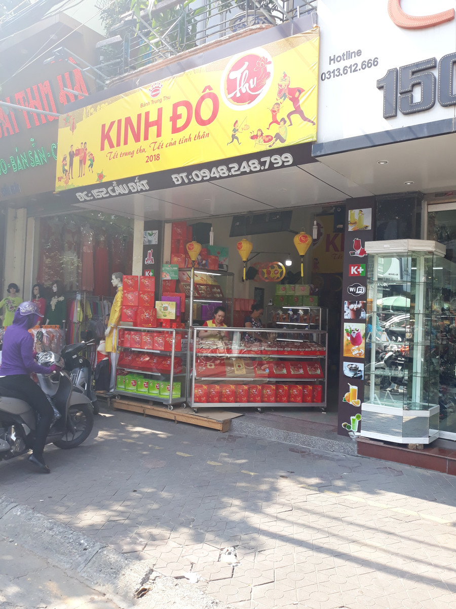 Đại lý bánh Trung thu của Kinh Đô vắng bóng người mua Đại lý bánh Trung thu của Kinh Đô vắng bóng người mua