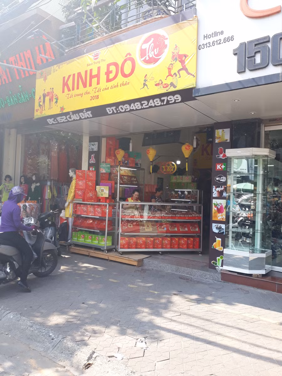 Đại lý bánh Trung thu của Kinh Đô vắng bóng người mua