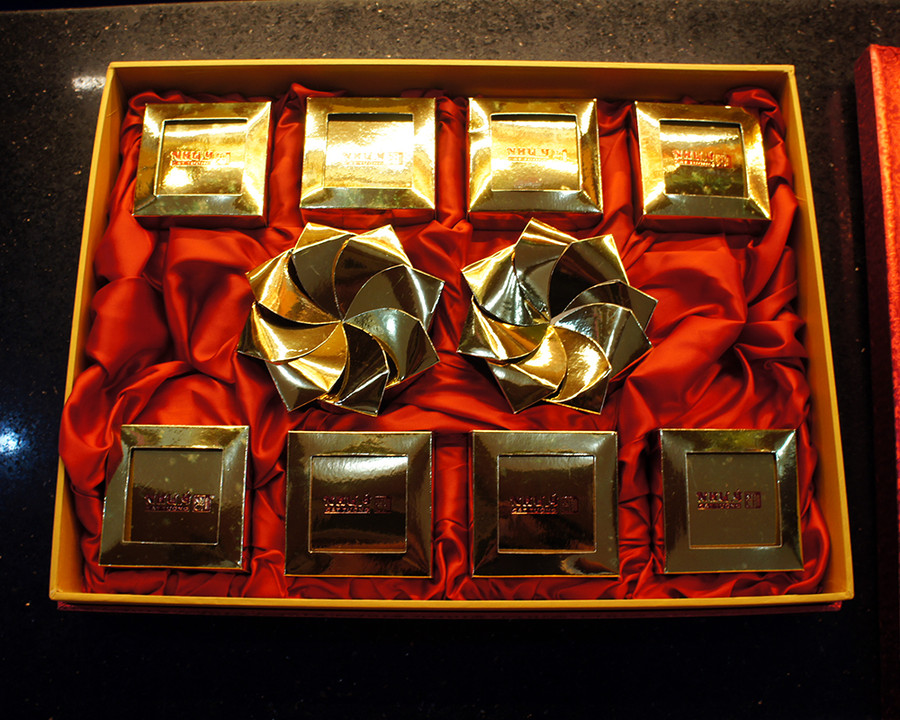 Mẫu bánh rất bắt mắt và sang trọng được tung ra thị trường Mẫu bánh rất bắt mắt và sang trọng được tung ra thị trường