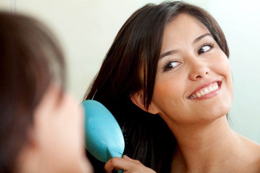 Ngăn chặn rụng tóc mùa hanh khô 1 ngan-chan-rung-toc-mua-hanh-kho-1