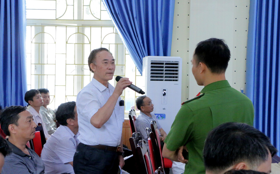 Hoạt động hướng dẫn, phổ biến kiến thức pháp luật về phòng cháy chữa cháy tới người dân luôn được các đơn vị thực hiện nghiêm túc.