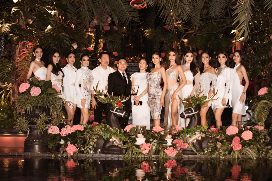 Dàn hậu "đọ sắc" nóng bỏng trong tiệc chia tay đoàn Miss Grand Thái Lan