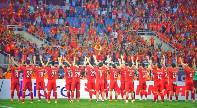 Bài học ý nghĩa bố mẹ có thể dạy con từ đội tuyển bóng đá Việt Nam