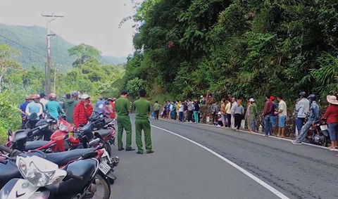 Vị trí phát hiện thi thể anh Thọ trên đèo Đaguri. Ảnh: Trùng Dương. Vị trí phát hiện thi thể anh Thọ trên đèo Đaguri. Ảnh: Trùng Dương.