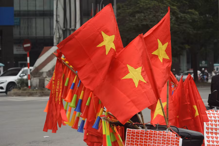 Phụ kiện cổ vũ là vật không thể thiếu...